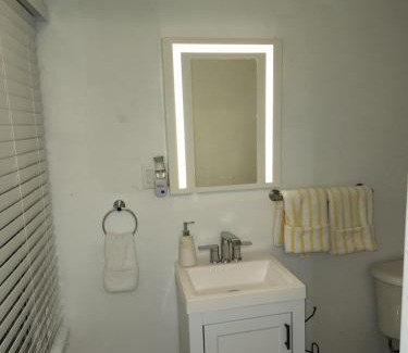 Tamiami Apartment | 1161 Efficency Miami-Lakes