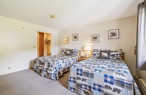 West Bridgewater Hotel | 117 Two Double bed Standard Hotel room