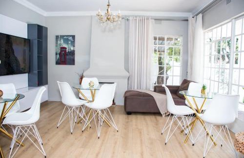 Farrarmere Bed & Breakfast | 118 Bayley Street
