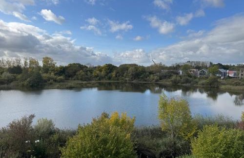 Cirencester Villa | 118 Lower Mill Estate - Sleeps 12 Villa with Lake Views
