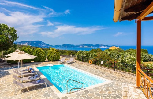 Mesovounia Villa | 118 m² Villa ∙ 3 bedrooms ∙ 8 guests