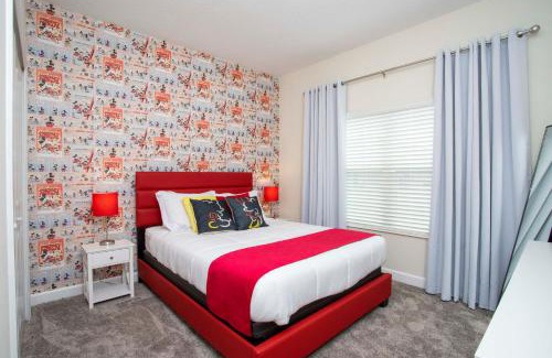 Davenport House | 1180 CD - Magical 5BR Townhome with Pool
