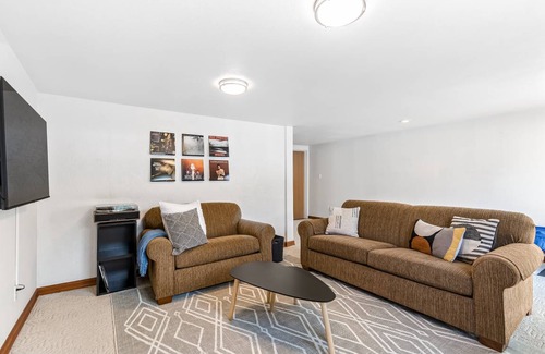 Bayview Boat Rental | 119 m² Boat ∙ 3 bedrooms ∙ 8 guests