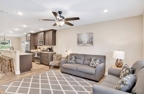Florida Panhandle House | 11th Ave Country Sage Cottage