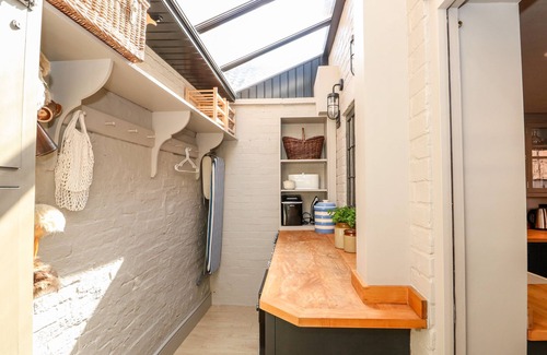 Thimbleby Cottage | 12 Banks Street