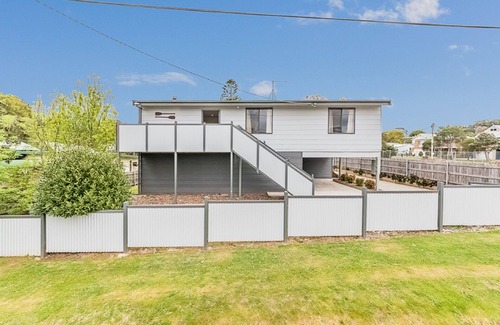 Smiths Beach House | 12 Barramundi Avenue, Smiths Beach