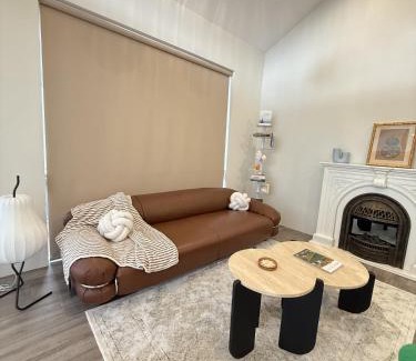 Brabham House | 12 Beautiful Brabham Big Backyard 4br Parking
