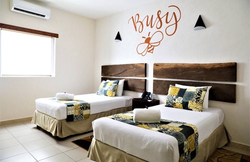 Downtown Hotel | 12 Bees Hotel