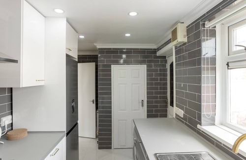 Bramley House | 12 Broadlea Rd