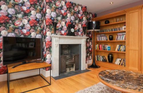 Beverley House | 12 Cross Street