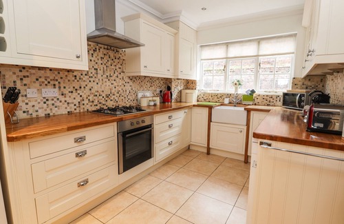 Chester Cottage | 12 Deva Terrace