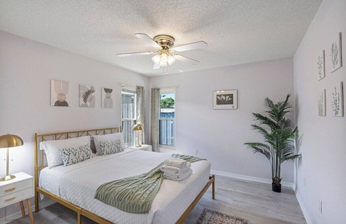 Winter Haven House | 12 Guests 146 Legoland Sherman Bok Eagle Lake