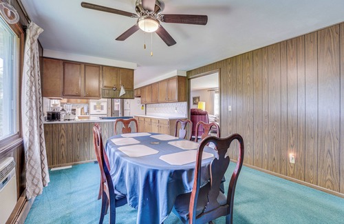 New Lisbon House | 12 Mi to Castle Rock Lake: Serene New Lisbon Home!