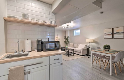 Northglenn House | 12 Mi to Dtwn: Modern Denver Home w/Fire Pit