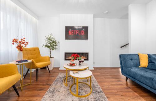 Sale House | 12 min to Airport - Free parking