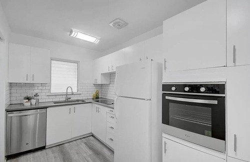 Allandale Condo | 12 minutes from downtown. Furnished. Pool. Laundry onsite. Great Landscaping!