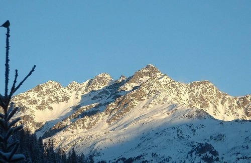 Valfrejus Ski Chalet | 12-PERSON WOODEN CHALET 100 meters from resort center and cable car