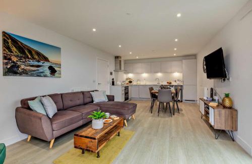 Mortehoe Apartment | 12 Putsborough - Luxury Apartment at Byron Woolacombe, only 4 minute walk to Woolacombe Beach!