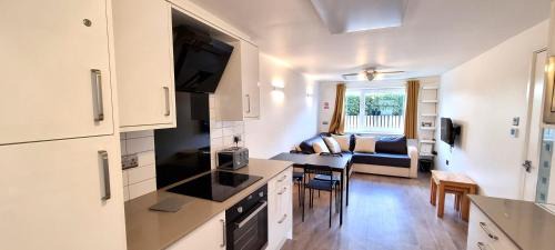 Perranporth House | 12 Wheal Ramoth