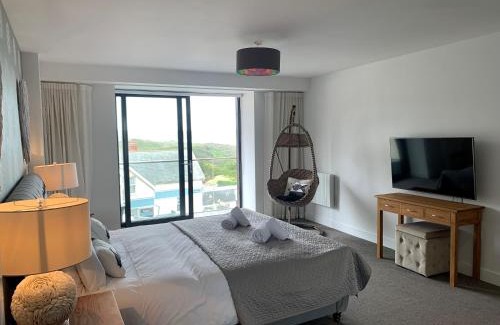 Mortehoe Apartment | 12 Woolacombe East - Luxury Apartment at Byron Woolacombe, only 4 minute walk to Woolacombe Beach!