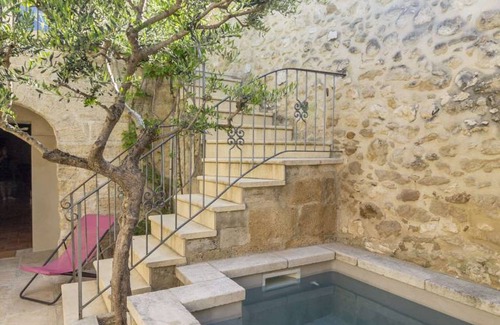 Saint-Hilaire-d'Ozilhan House | 120 m² House ∙ 3 bedrooms ∙ 6 guests
