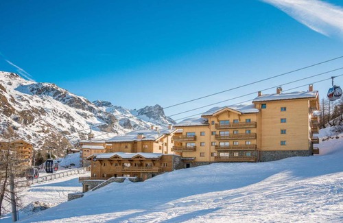 Les Boisses Apartment | 120 m² Apartment ∙ 4 bedrooms ∙ 10 guests