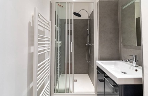 Noailles Apartment | 120 m² Apartment ∙ 5 bedrooms ∙ 10 guests