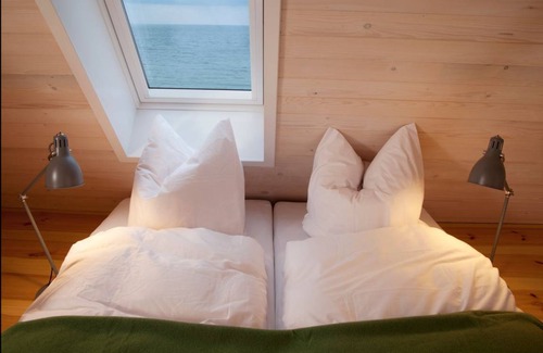 Neuendorf Apartment | 120 m² Apartment ∙ 3 bedrooms ∙ 6 guests