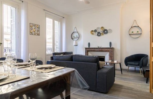 Prefecture Apartment | 120 m² Apartment ∙ 4 bedrooms ∙ 6 guests