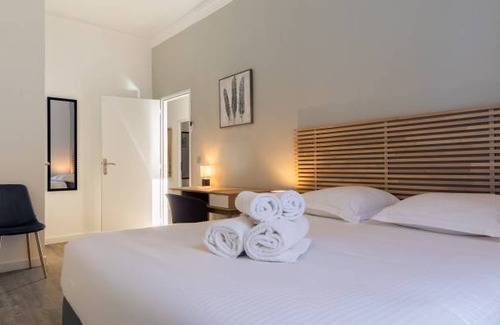 Prefecture Apartment | 120 m² Apartment ∙ 4 bedrooms ∙ 6 guests