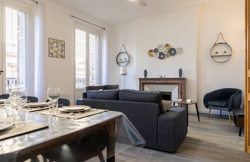 Prefecture Apartment | 120 m² Apartment ∙ 4 bedrooms ∙ 9 guests