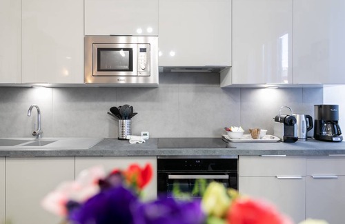 Prefecture Apartment | 120 m² Apartment ∙ 4 bedrooms ∙ 9 guests