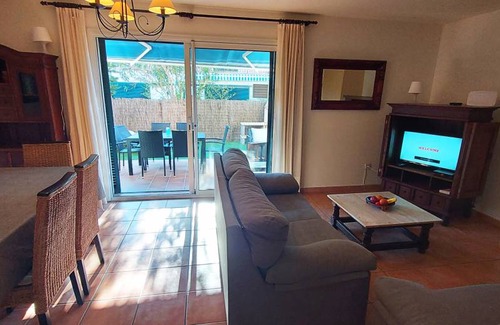 Mas Pinell House | 120 m² House ∙ 3 bedrooms ∙ 8 guests