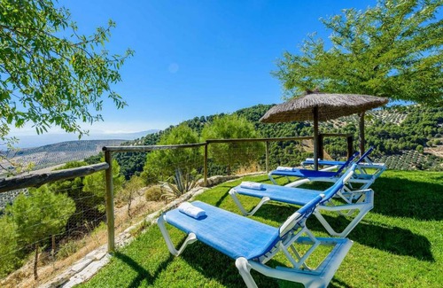 Montefrio House | 120 m² House ∙ 4 bedrooms ∙ 7 guests