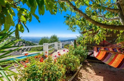 Montefrio House | 120 m² House ∙ 4 bedrooms ∙ 7 guests