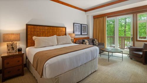 Stowe Area Resort | 1206 Lodge At Spruce Peak Ski In Ski In Ski Out King Studio By Stowe Mountain Rentals
