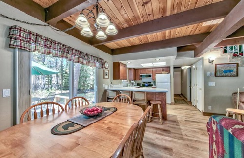Tahoe Paradise Ski Chalet | 1207S -come play in the mountains, discounted rates for mid week.