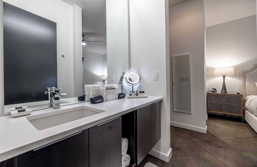 West End Hotel | 121 Hotel Floor 1 Buyout by Avantstay Entire First Floor Buyout of 121 Hotel! Sleeps 16