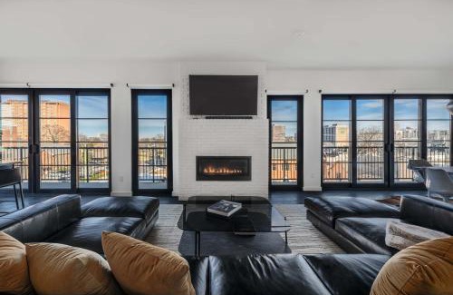 West End Hotel | 121 Hotel Floor 3 Buyout by AvantStay Entire Third Floor Buyout of 121 Hotel Sleeps 18