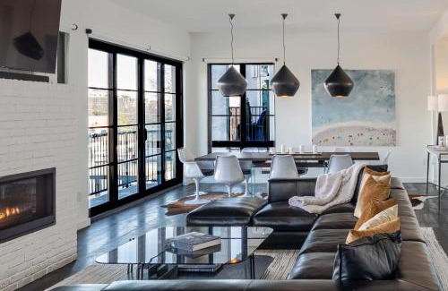 West End Hotel | 121 Hotel Floor 3 Buyout by AvantStay Entire Third Floor Buyout of 121 Hotel Sleeps 18