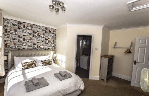Edwalton Apartment | 124 m² Apartment ∙ 1 bedroom ∙ 2 guests