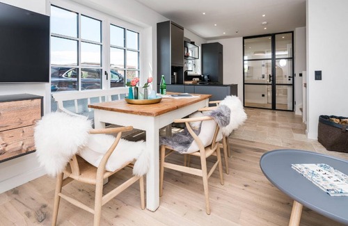 Rantum House | 125 m² House ∙ 3 bedrooms ∙ 6 guests