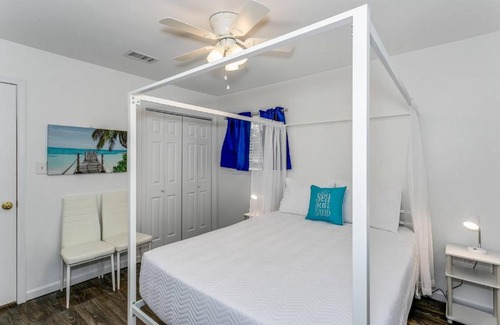 Pensacola House | 125 Shirley Dr