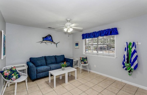 Pensacola House | 125 Shirley Dr
