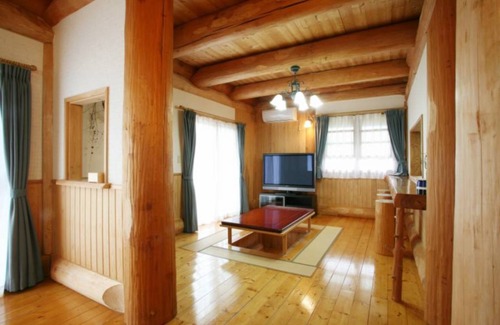 Kurokawa Onsen Cottage | 129 m² Cabin ∙ 2 bedrooms ∙ 15 guests