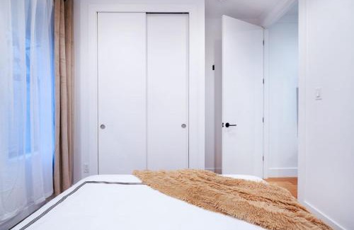 Upper East Side Apartment | 1290-8 New Renovated 2 Bedrooms in UES