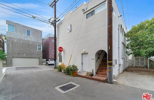 Venice Apartment | 12A Venice Beach Access Stay