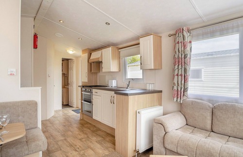Bridport House | 12ft-wide luxury caravan with one double and one twin.