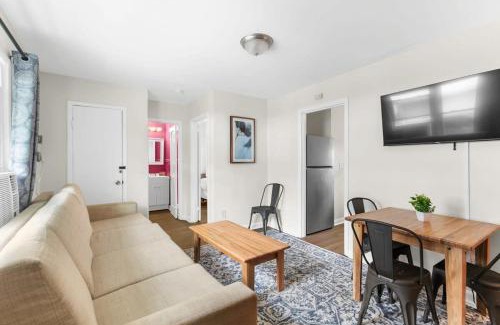 Norwood House | 12th Ave The Bricks - Unit 7