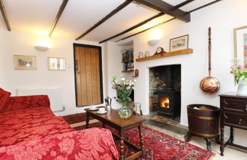 Lostwithiel House | 13 Castle Hill